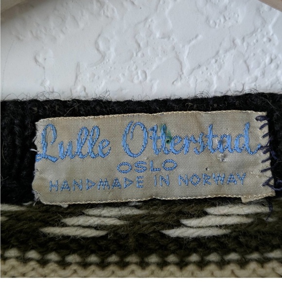 Vintage Handmade in Norway Knit Sweater Fringe Fair Isle 60s 70s Green Medium - Picture 2 of 4